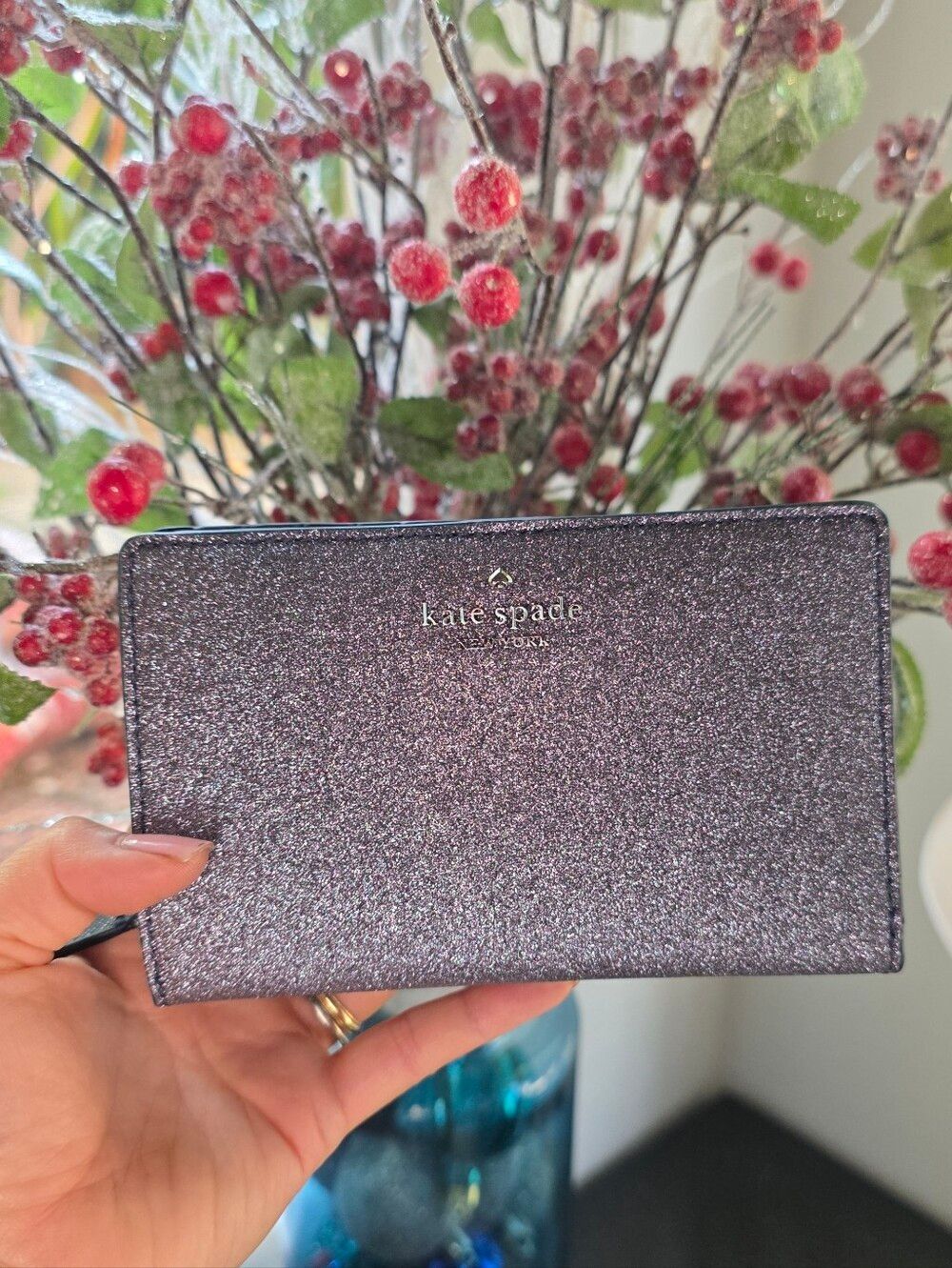 🍒NWT🍒 KATE SPADE GLITTER BIFOLD WALLET